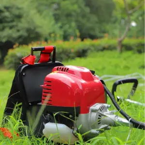 علف زن حرفه‌ای برای فضای سبز شهری و حاشیه‌کاری