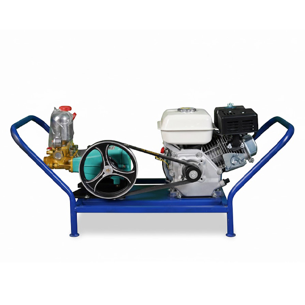 سمپاش زنبه‌ای با موتور ۴ زمانه طرح هوندا